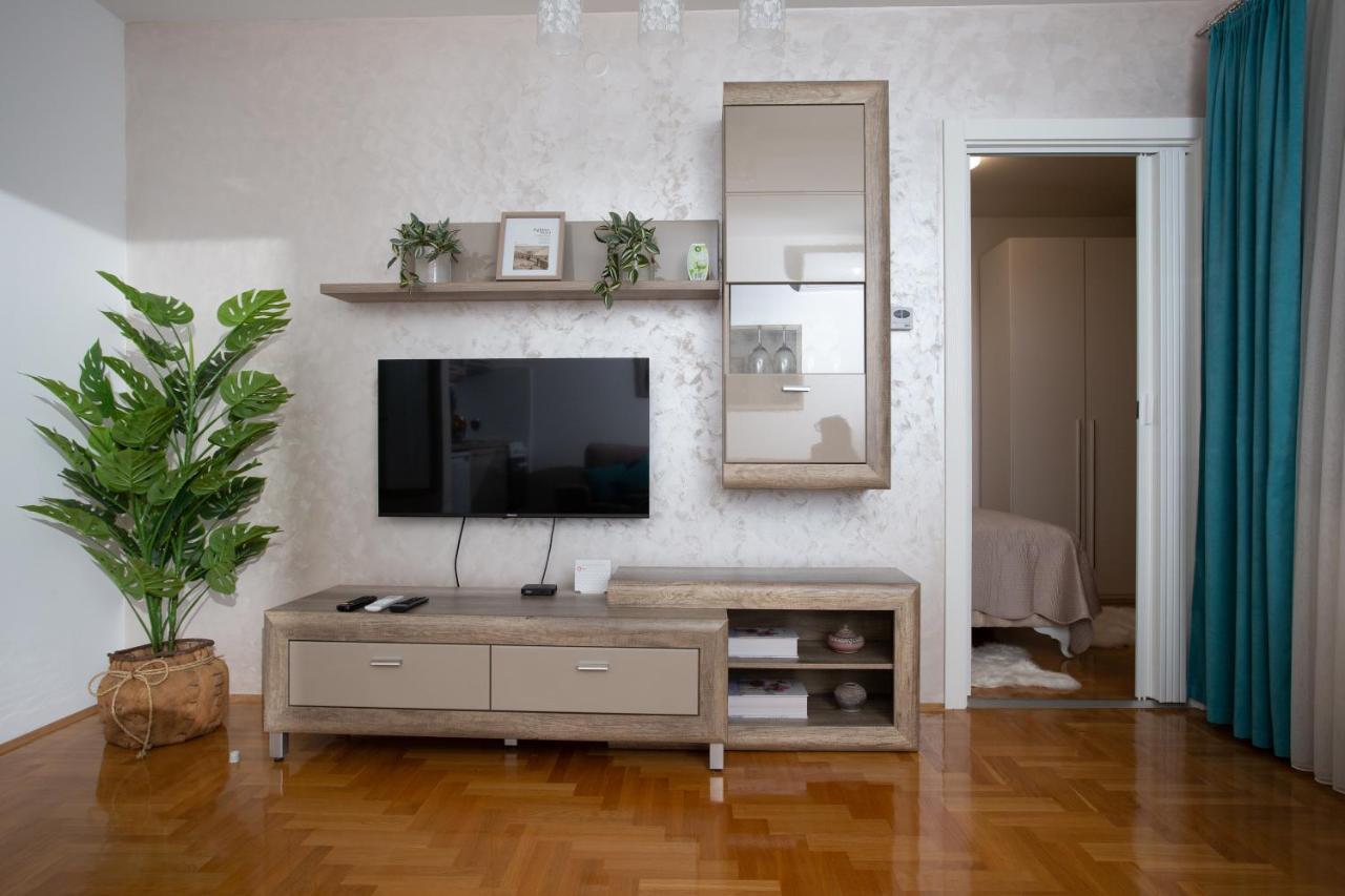 Apartman Sunset Sremska Mitrovica Exterior photo